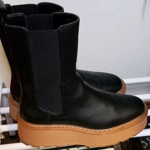 Platform boots